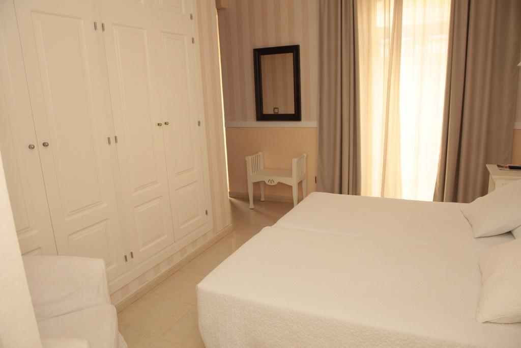 Convento Hotel *